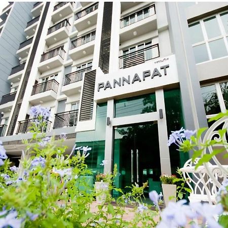 Pannapat Place Бангкок Экстерьер фото