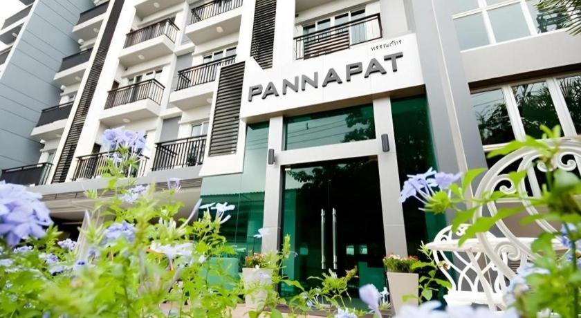 Pannapat Place Бангкок Экстерьер фото